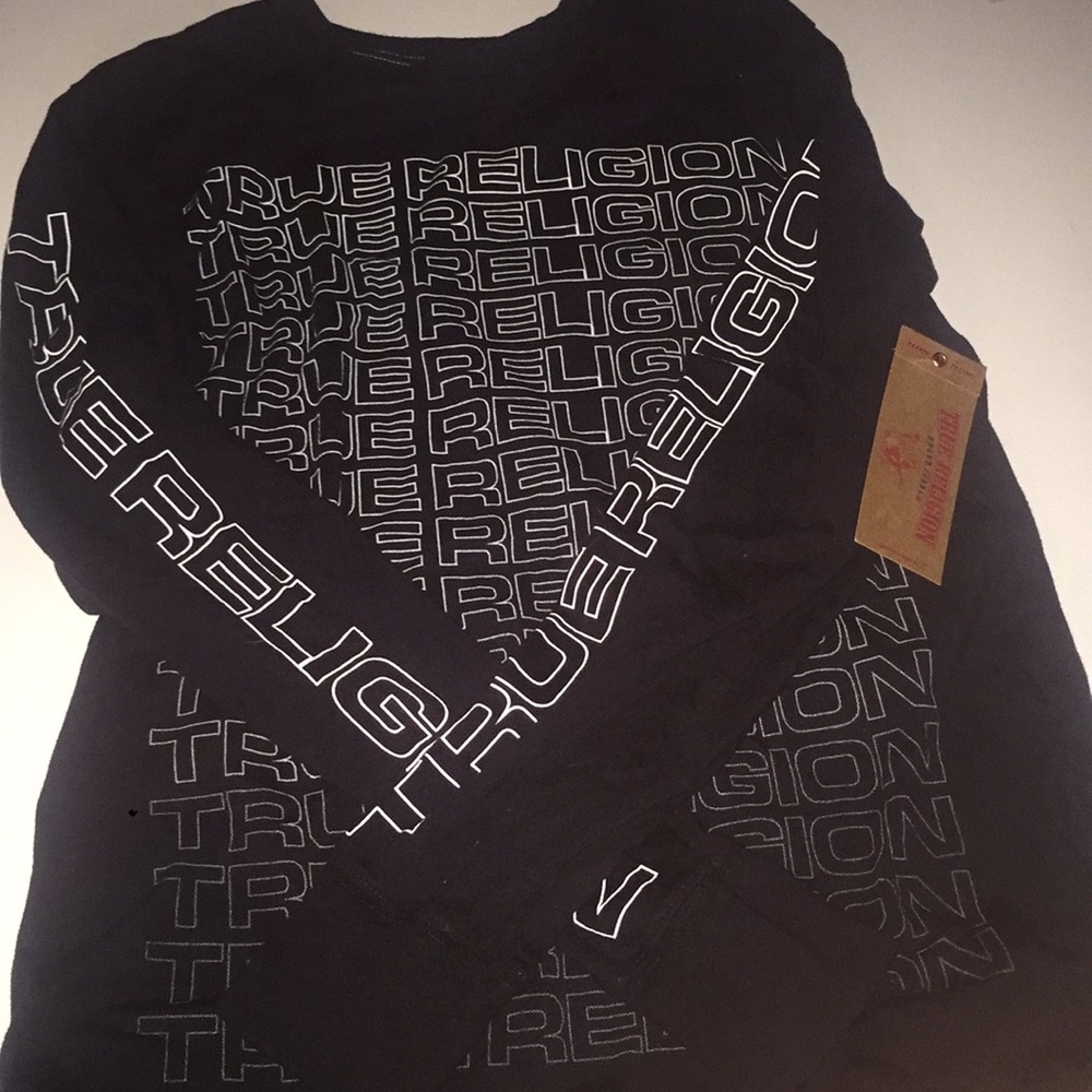 True religion love sleeve black tee